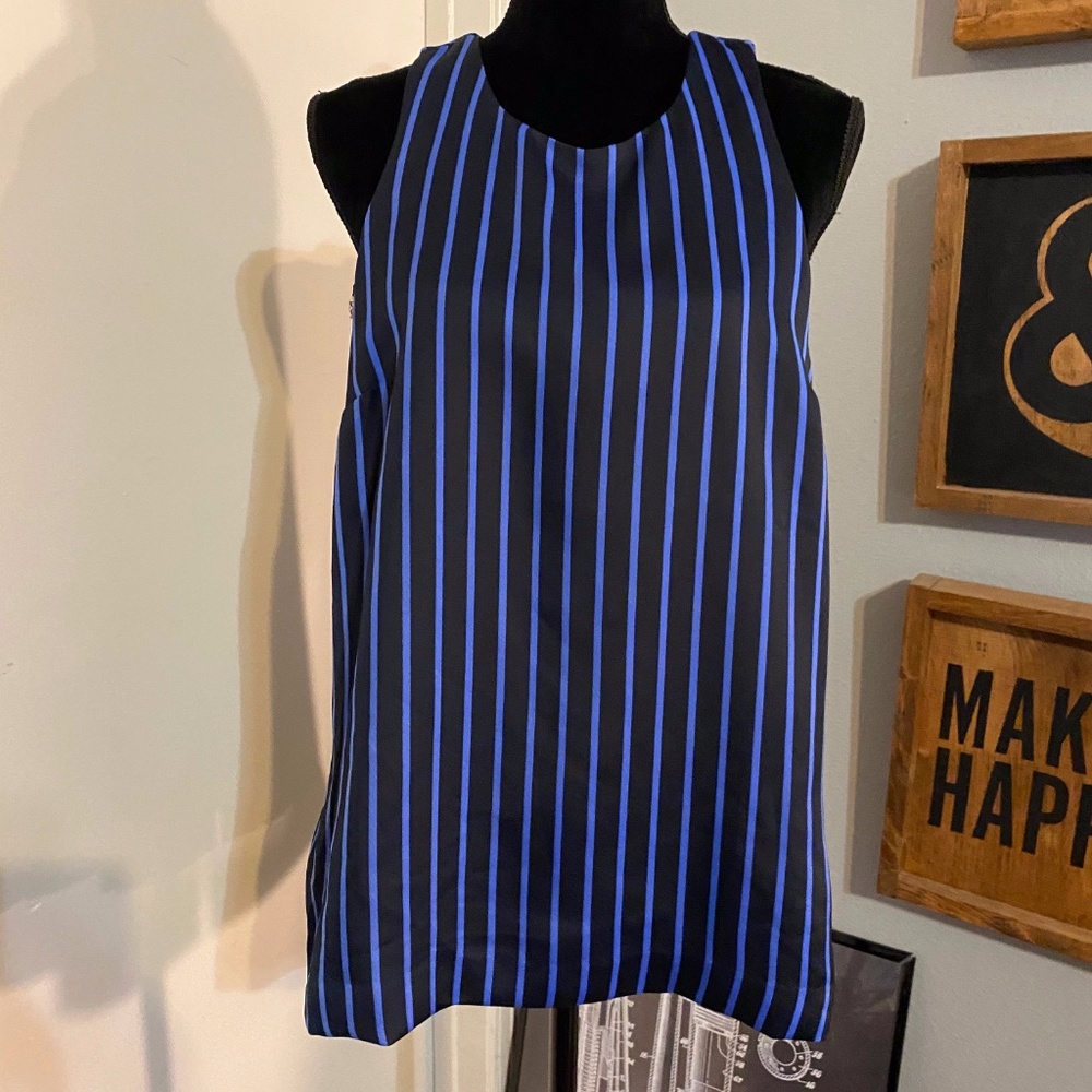 Banana Republic Racerback Blue Striped Blouse Med